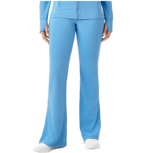 Member's Mark Ladies Everyday Flare Yoga Pant - Picture 1 of 8